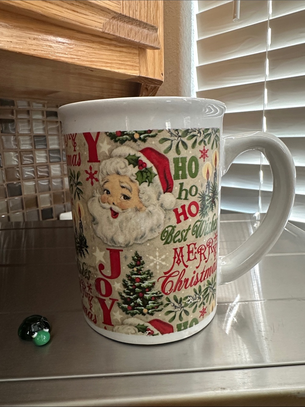 Michaels large vintage style Christmas mugs. Traditional Santa and foliage